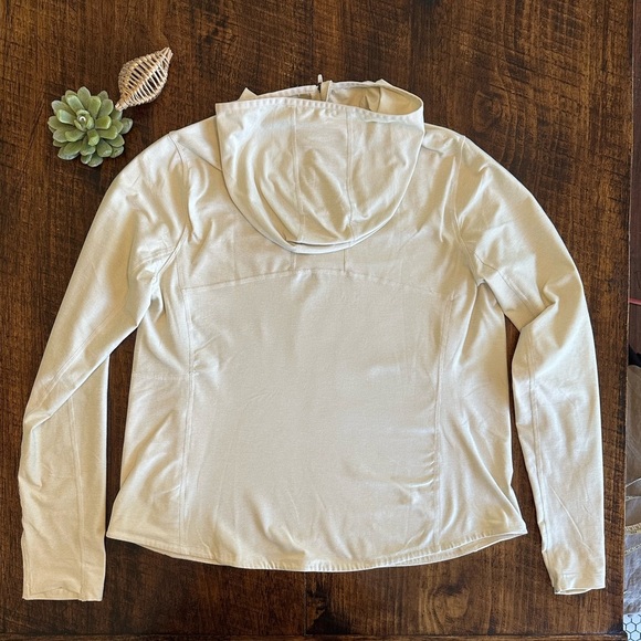 Duluth Trading Co. | AKHG Meltwater Pullover Hoodie, Cream - Picture 3 of 12